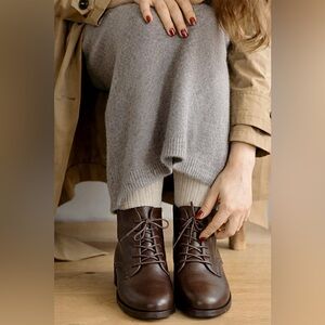 🍂 RARE Loro Piana Brown Leather Lace-Up Ankle Boots – Size 37 – Made in Italy